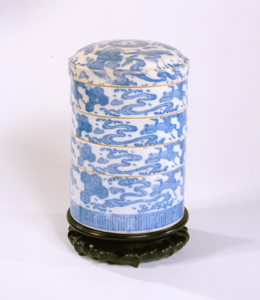 Image of Jubako (4-tiered food container)