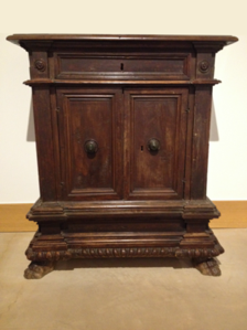 Image of Cabinet, Linen