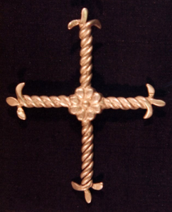 Image of Cross Floury Pendant 